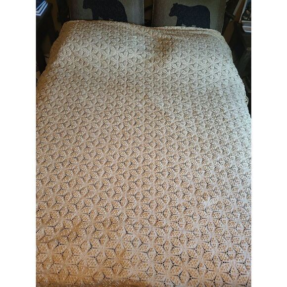 Antique Crochet Bedspread Handmade Cotton Popcorn Pinwheel Fringe Natural - Picture 2 of 7